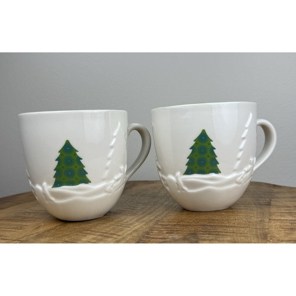 Starbucks 2006 Holiday Christmas 16oz Coffee Tea Mug Cup Trees Sledding Snow 3D